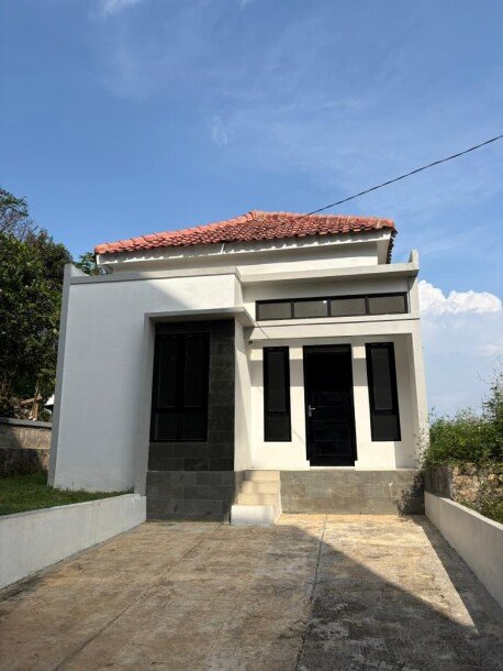 Rumah mewah di ujungberung, luas tanah 100 type 45 dengan harga di bawah 500jutaan-1