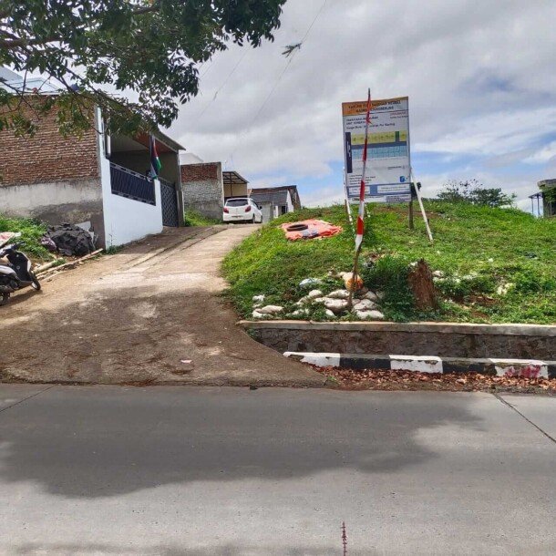 Tanah Kavling SHM Strategis di Bandung, Siap Bangun & Bebas Banjir-1